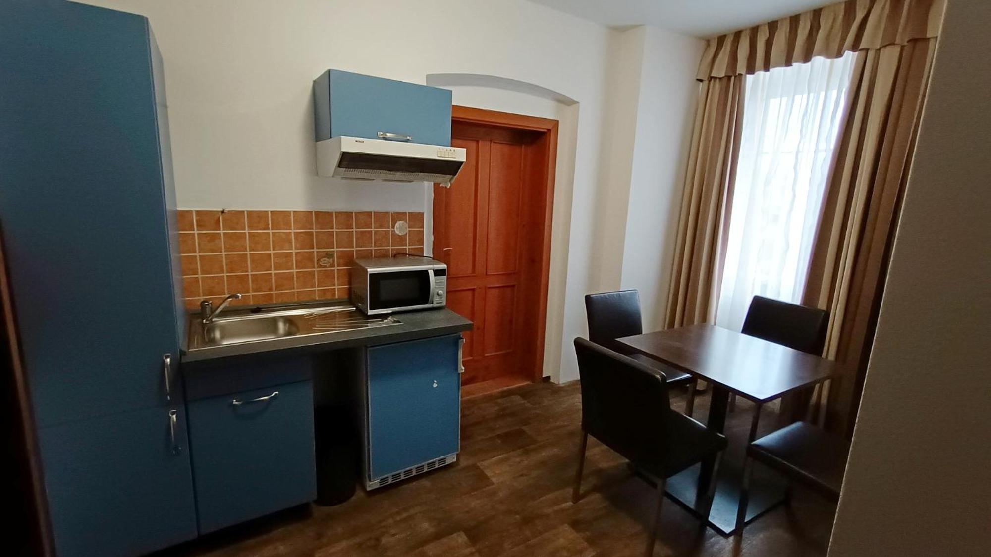 Apartments Gato Karlovy Vary Dalovice 外观 照片