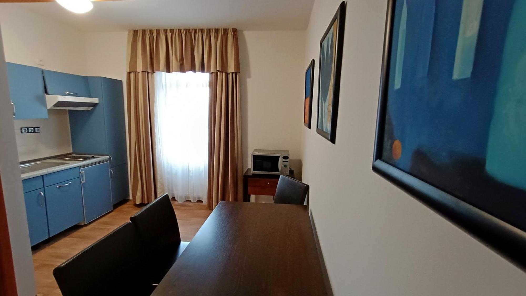 Apartments Gato Karlovy Vary Dalovice 外观 照片